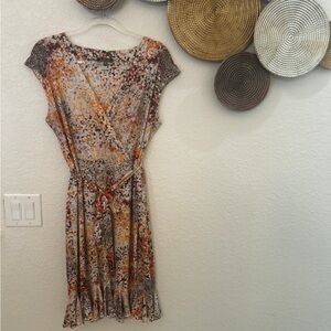 Glamour short-sleeved wrap‎ dress with a multi-color abstract pattern size 16